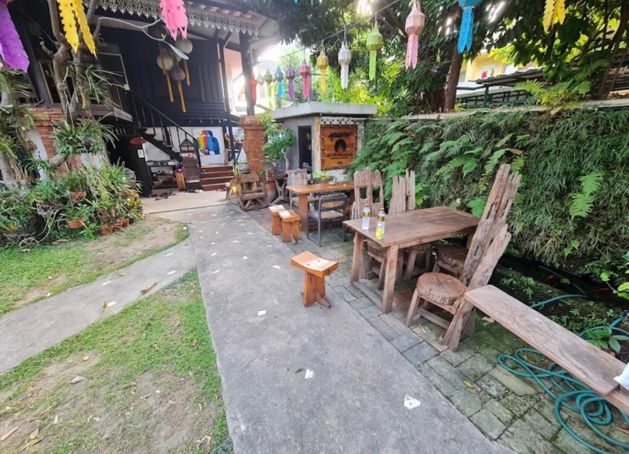 Nearthepark Backpack Boutique House Chiang Mai Exterior photo